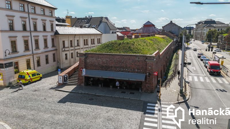 PŘEVZETÍ LEGENDÁRNÍ KAVÁRNY – ESPRESSO BAR ILLY