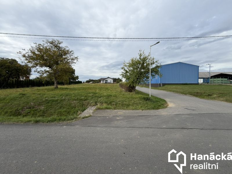 Prodej, Stavební pozemek, 1.184m2, Bělotín