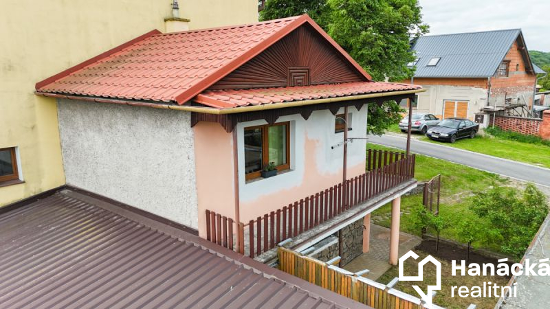 Prodej dvoupodlažní chaty 83 m2 v obci Drahanovice