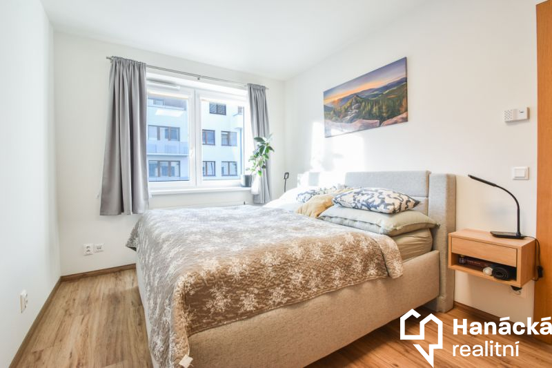 Pronájem nadstandardního 2+kk, tř. Jiřího Pelikána