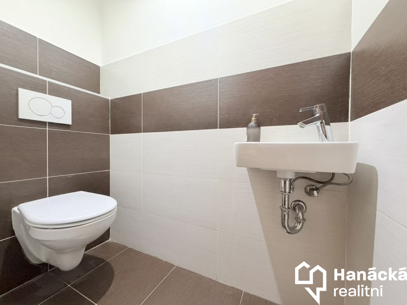 Pronájem,  Byt 3+1, 72m2, Holešov