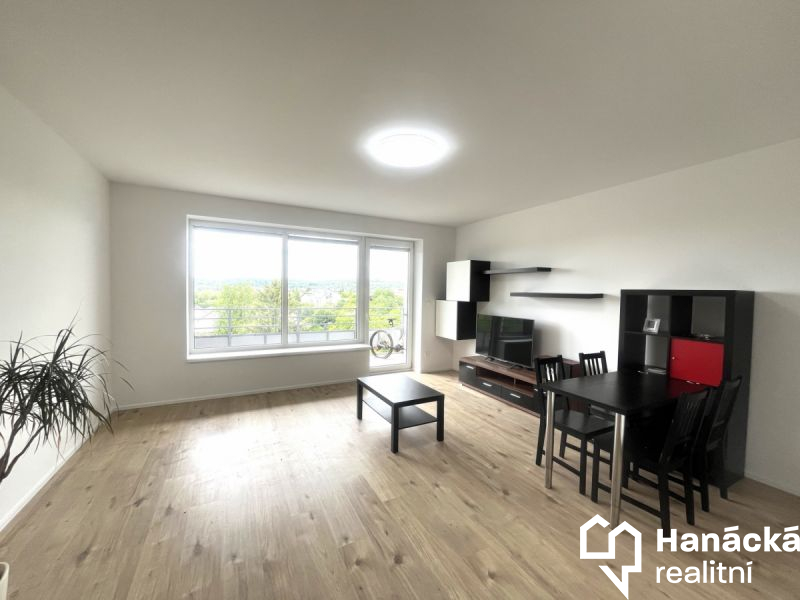 Pronájem bytu 1+kk s garáží v Olomouci, Loudova ul.