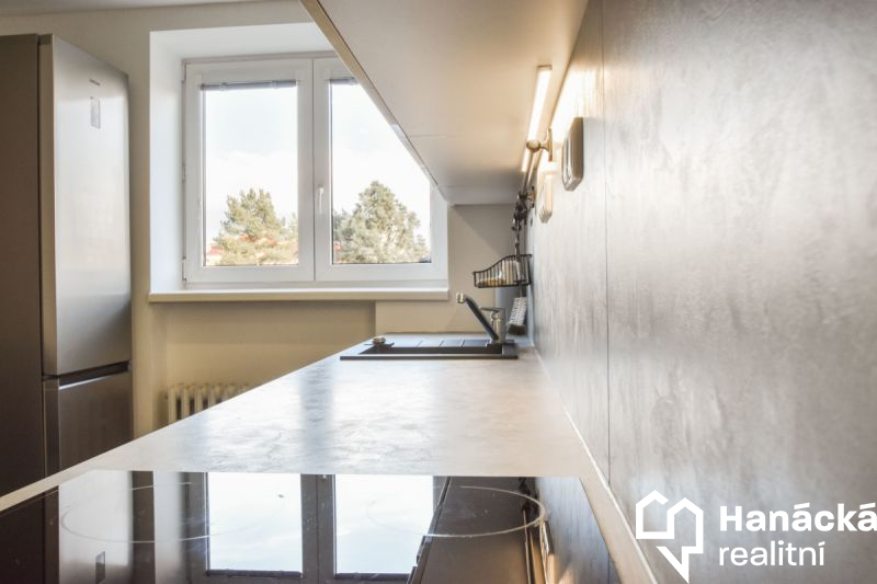 Pronájem bytu 3+1 72m2, ul. Albertova, Olomouc