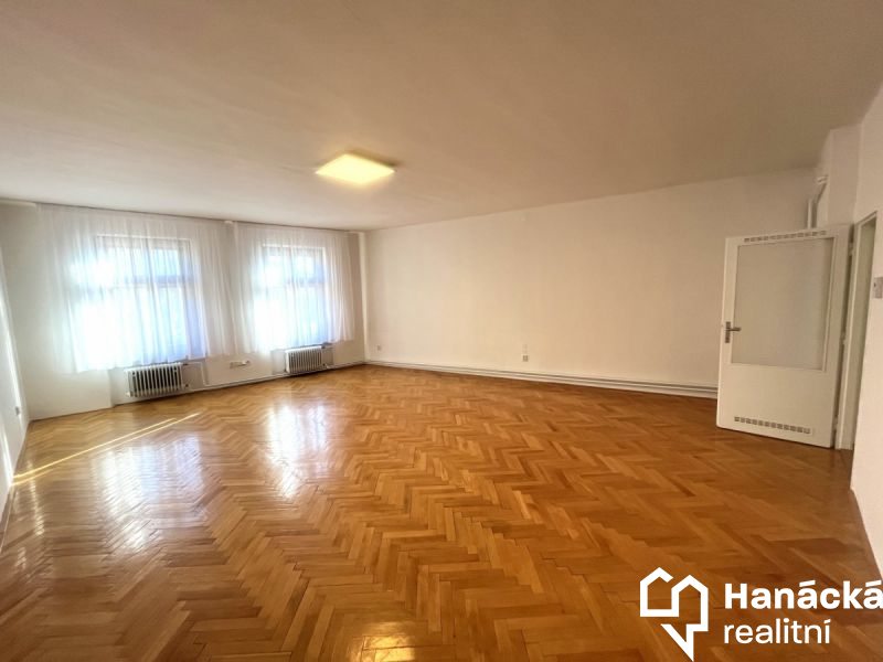 Pronájem velmi pěkného bytu 1+1 v centru Olomouce