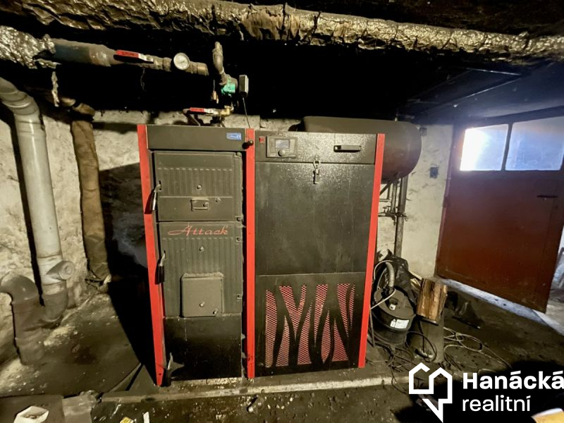 Prodej, Rodinný dům, 8+kk, Vítonice