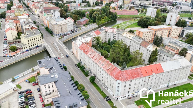 Prodej cihlového bytu 2+kk v Olomouci, ulice 17. l