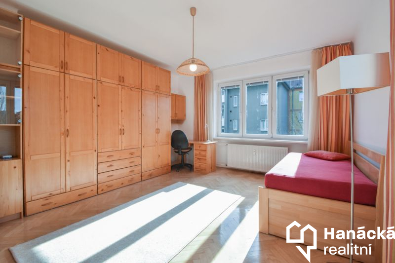 Pronájem cihlového bytu 3+kk v Olomouci, ulice Štítného