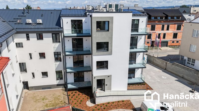 Pronájem exkluzivního bytu 3+kk, ul. Rejskova, Olomouc