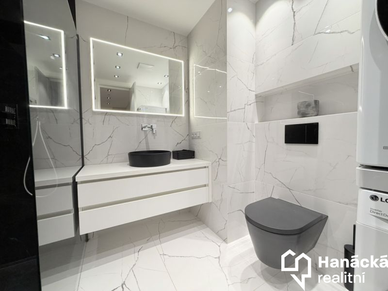 Prodej,  Byt 3+kk s terasou, parkovací stání, 110m