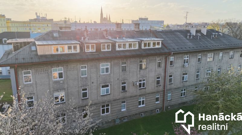 Pronájem bytu 2+kk ul. Jeremenkova, Olomouc