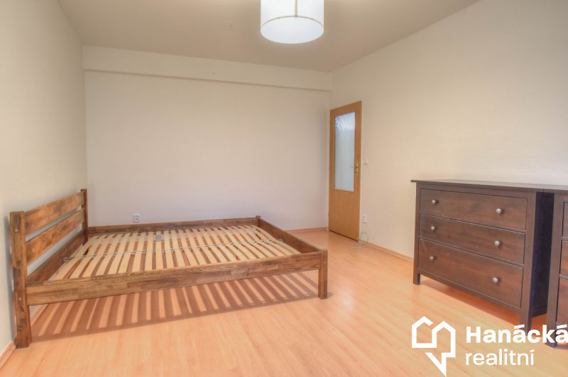 Pronájem cihlového bytu 2+kk v Olomouci, ulice Rumunská