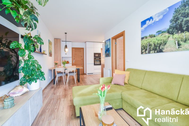 Pronájem nadstandardního 2+kk, tř. Jiřího Pelikána