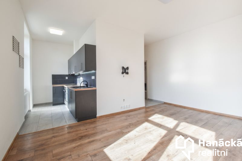 Pronájem bytu 3+kk ul. Jeremenkova, Olomouc