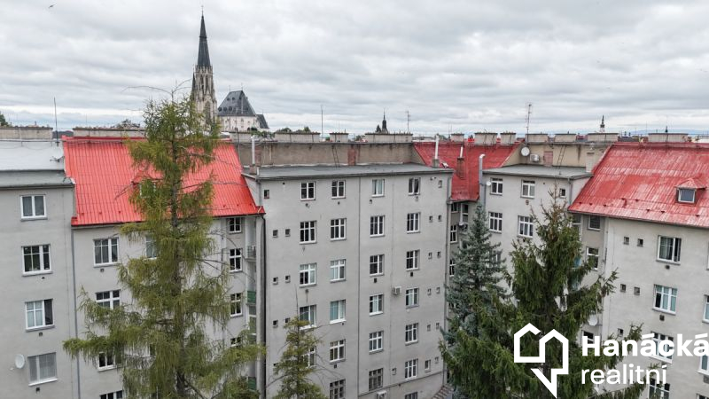 Prodej cihlového bytu 2+kk v Olomouci, ulice 17. l
