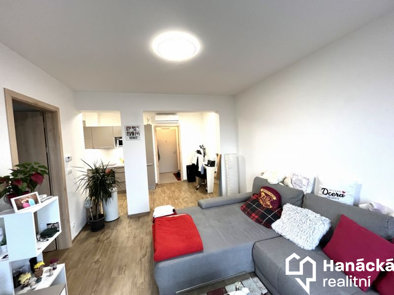 Pronájem zánovního bytu 2+kk v Olomouci, Andělská 