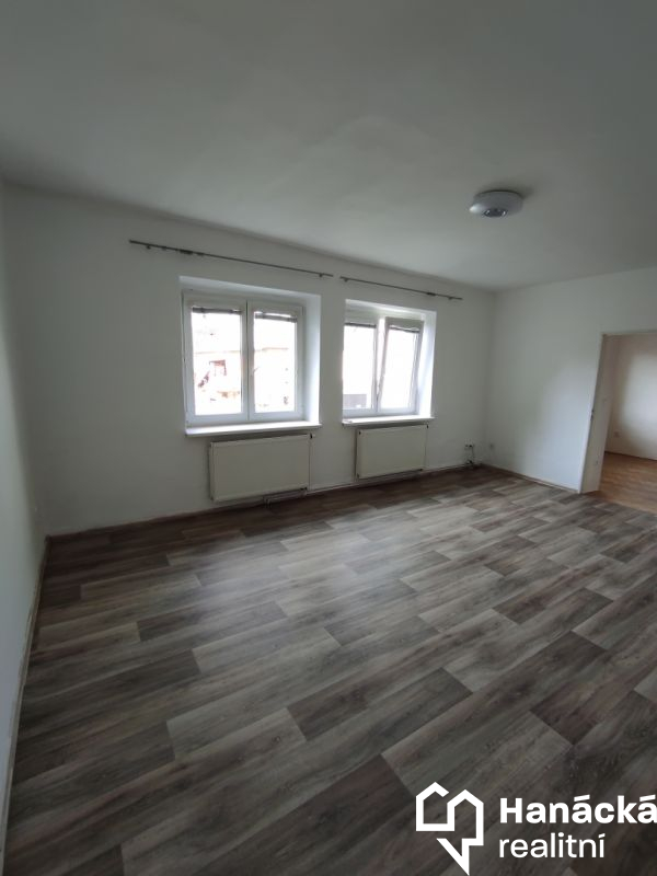Pronájem bytu 2+1 , ulice Jaroslavova Šternberk