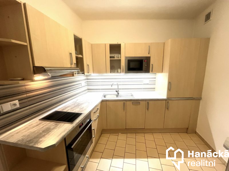 Pronájem velmi pěkného bytu 1+1 v centru Olomouce