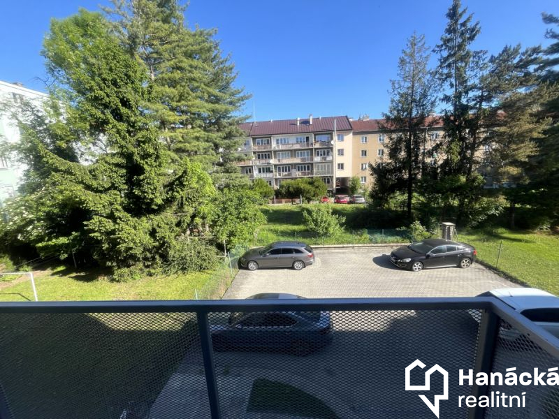 Pronájem cihlového bytu 3+1 v Olomouci, ulice Fibi