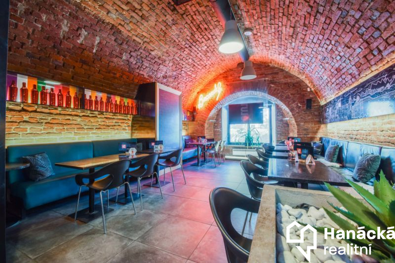 PŘEVZETÍ LEGENDÁRNÍ KAVÁRNY – ESPRESSO BAR ILLY