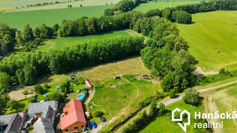 Stavební pozemek 6794 m² – Haukovice u Uničov