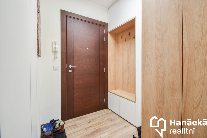 Pronájem nadstandardního 2+kk, tř. Jiřího Pelikána