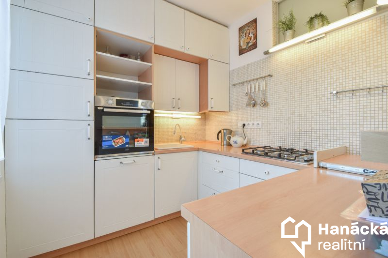 Pronájem cihlového bytu 3+kk v Olomouci, ulice Štítného