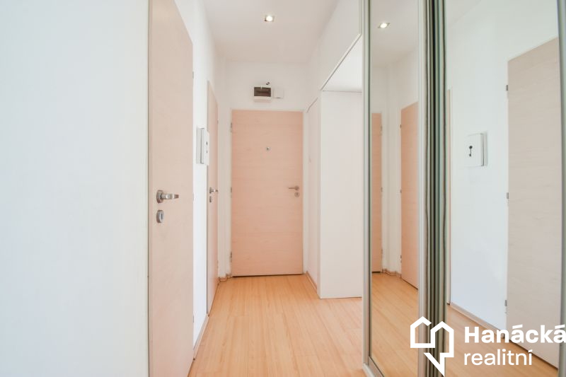 Pronájem cihlového bytu 3+kk v Olomouci, ulice Štítného