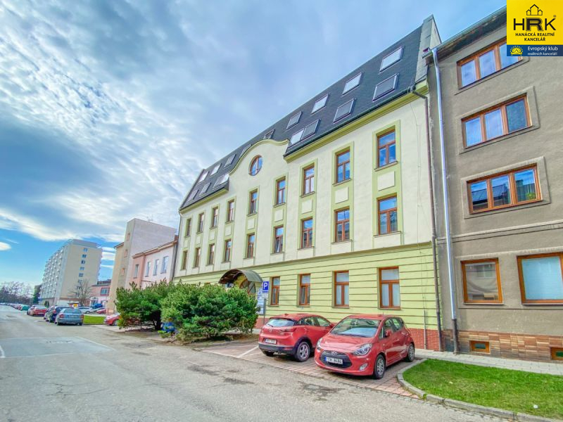 Pronájem kanceláře 27 m2, ulice Jungmannova, Olomo