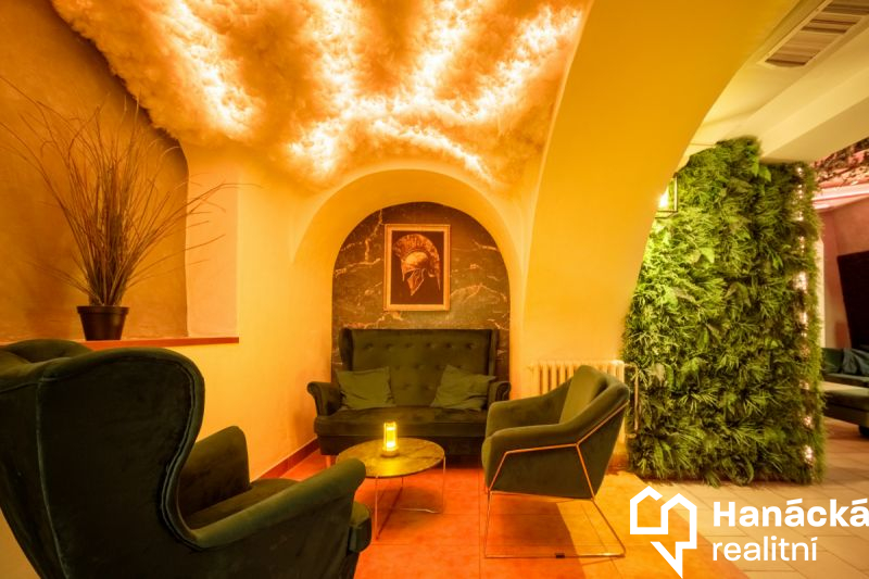 Zavedená provozovna Shisha baru k převzetí