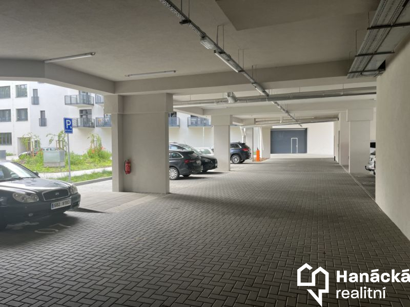 Prodej nových obchodních prostor 345 m2 v OL, Wolk