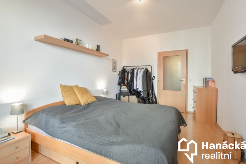 Prodej velmi pěkného bytu 2+kk s velkou terasou v 