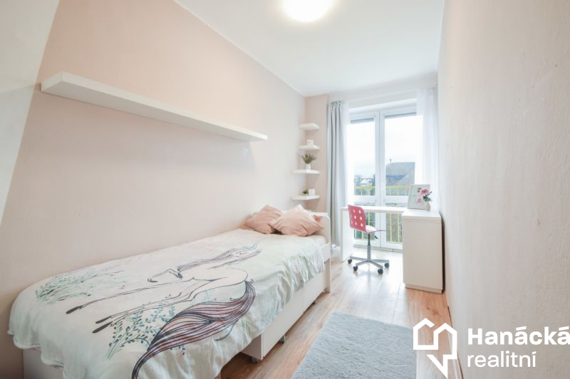 Pronájem bytu 3+1, 63,5 m² + balkon–Dvořákova