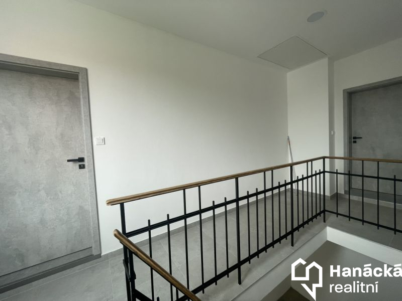 Pronájem,  Byt 1+kk, 29m2, Hulín