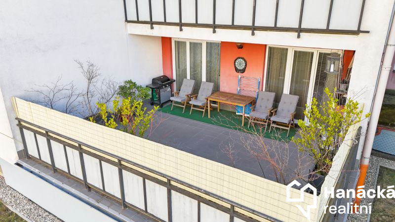 Prodej velmi pěkného bytu 2+kk s velkou terasou v 