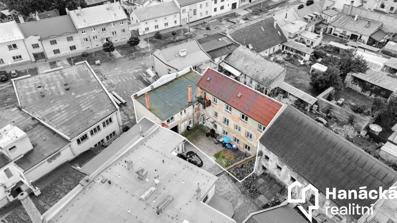 Prodej objektu s pěti byty a prodejnou ve Velké By