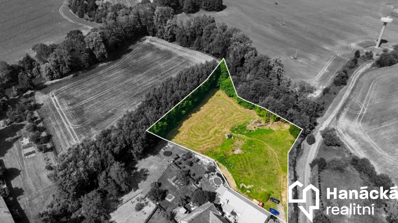 Stavební pozemek 6794 m² – Haukovice u Uničov