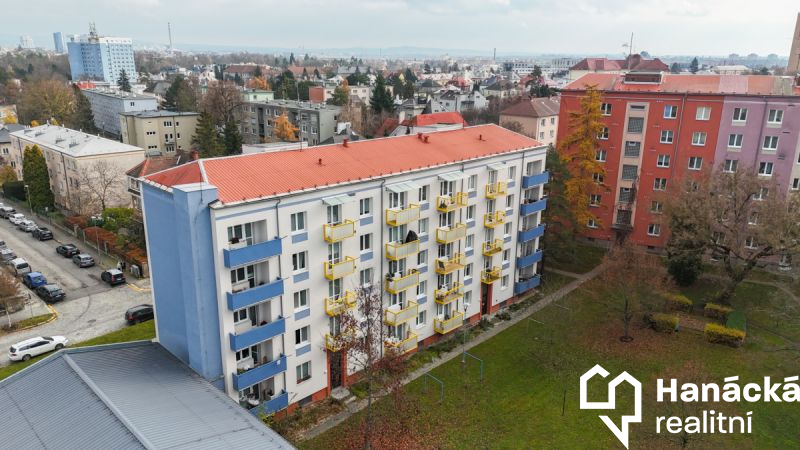 Pronájem bytu 3+1, 63,5 m² + balkon–Dvořákova