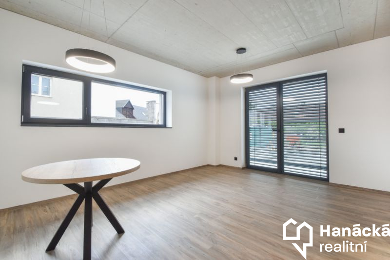 Pronájem exkluzivního bytu 2+kk, ul. Rejskova, Olomouc