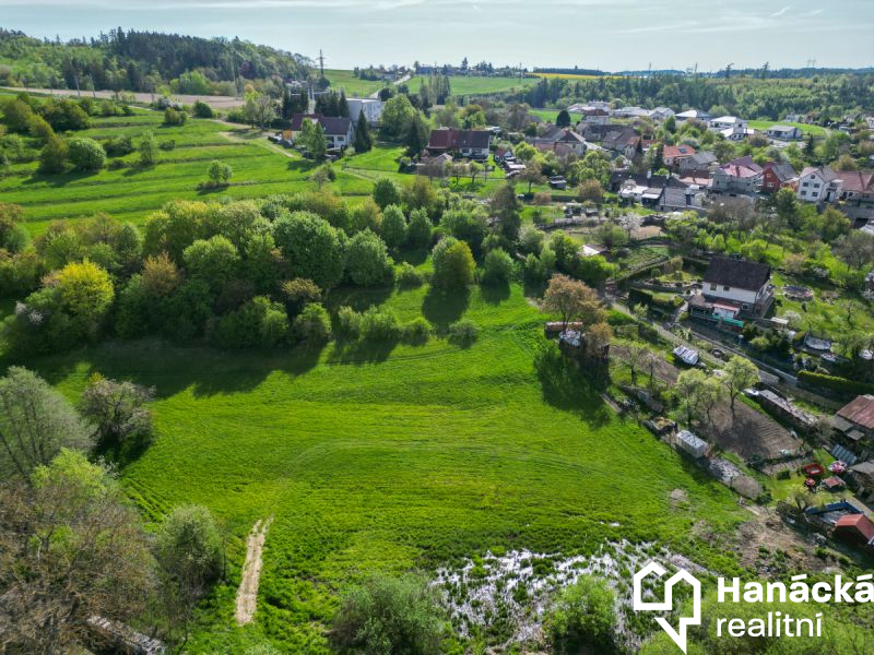 Výjimečný investiční pozemek 11.964 m&sup2;  v cen