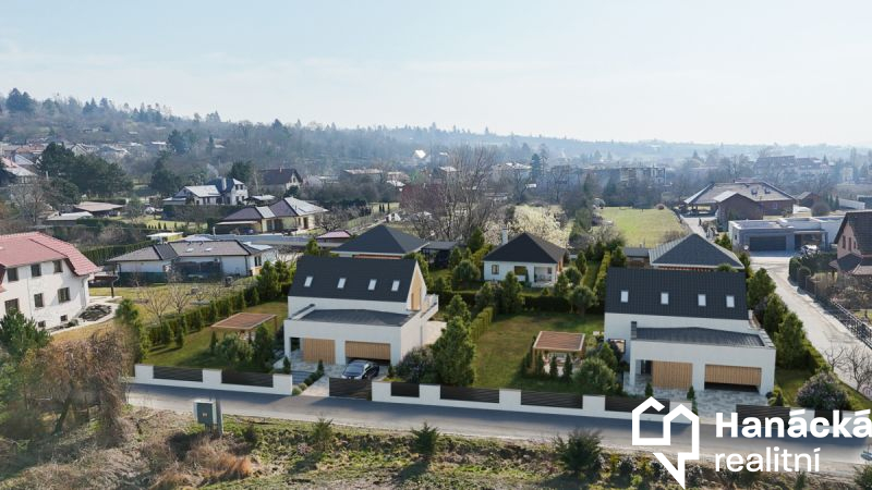 Stavební pozemek 737 m2 v Samotiškách, ulice Třešň