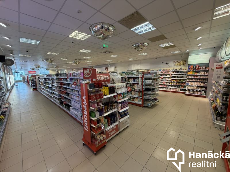 Pronájem, Obchodní prostor, 470m2, Hranice