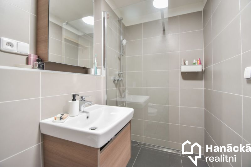 Pronájem bytu 1+kk ul. Věry Pánkové, Olomouc