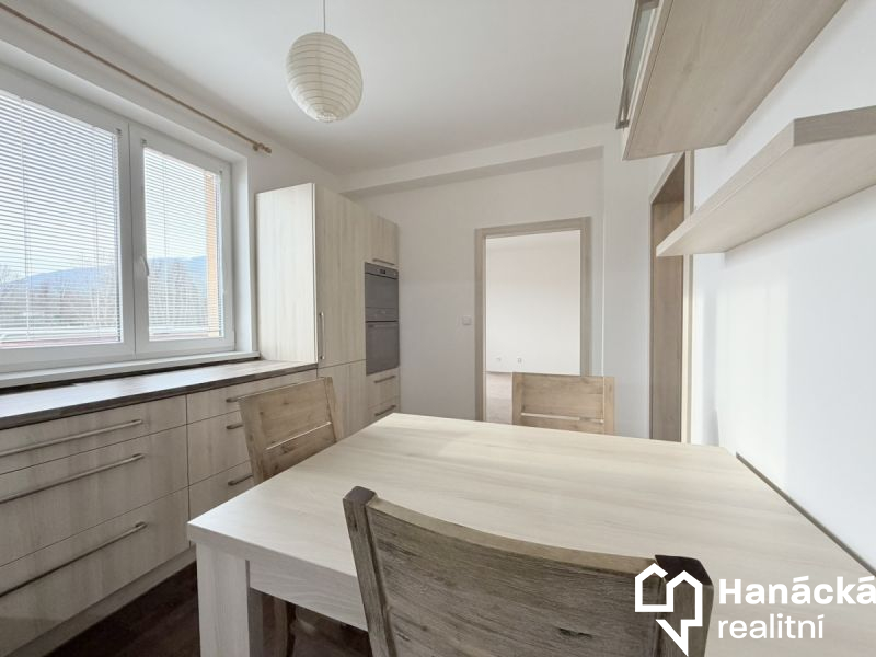 Pronájem,  Byt 3+1, 74m2, Bystřice pod Hostýnem