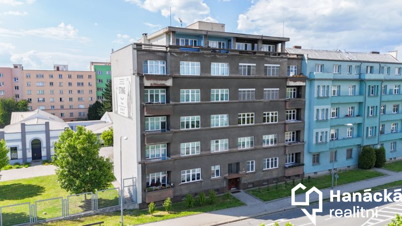 Prodej prostorného bytu 3+1+jídelna v Přerově