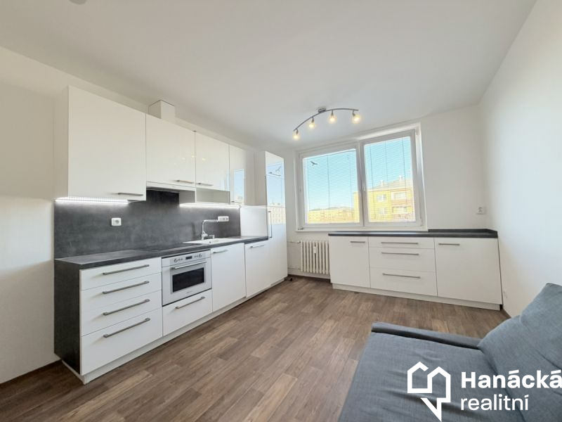 Pronájem,  Byt 3+1, 72m2, Holešov