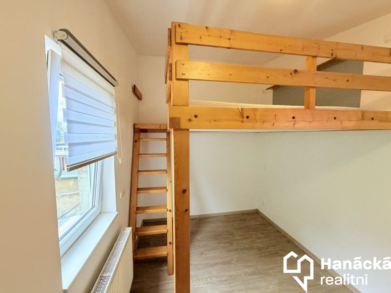 Pronájem,  Byt 1+kk, 34m2,Přerovská, Bystřice pod Hostýnem