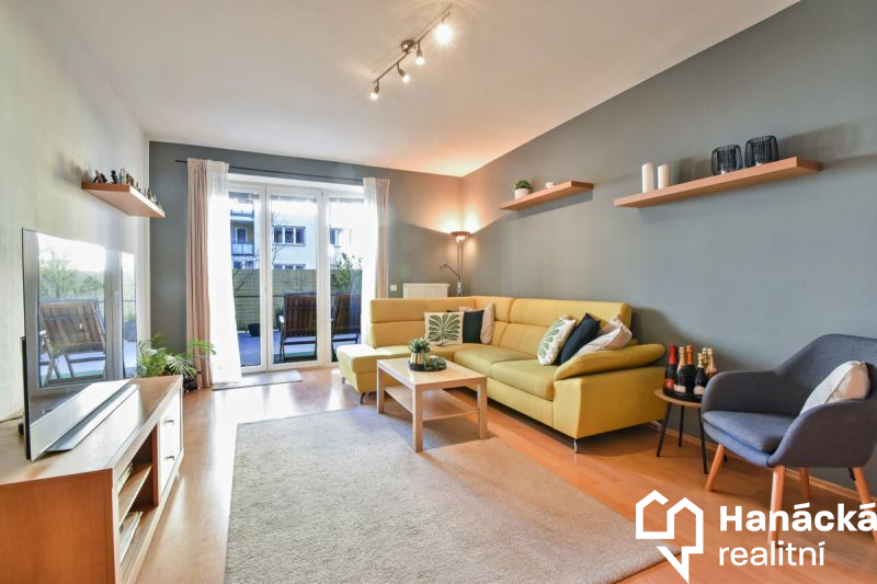 Prodej velmi pěkného bytu 2+kk s velkou terasou v 