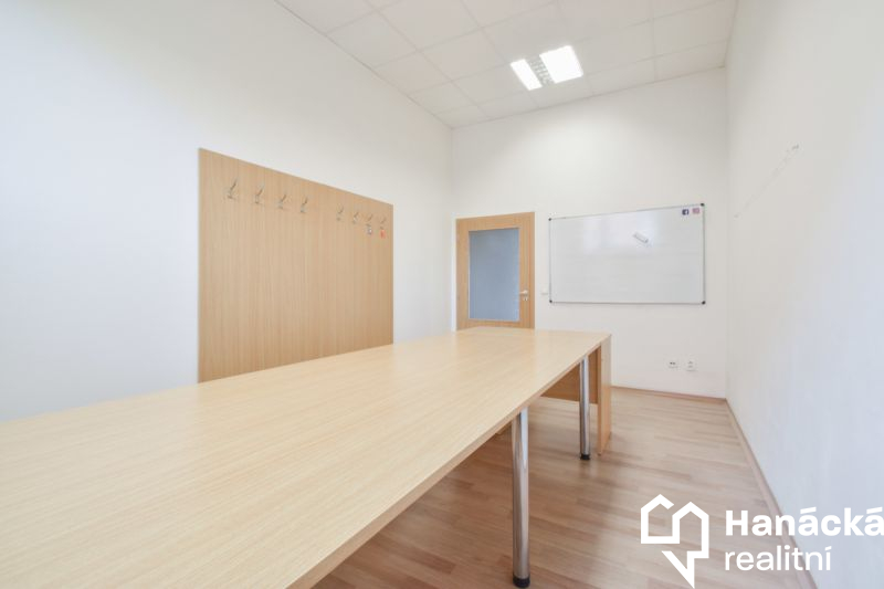 Prodej nebytových prostor v Olomouci, ul. Družební