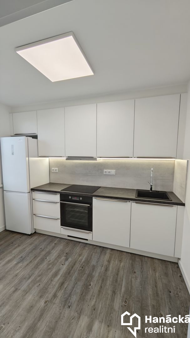 Pronájem bytu 2+1 ul. Urxova, Olomouc - Lazce