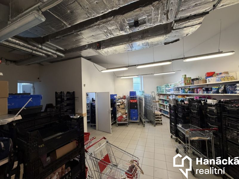 Pronájem, Obchodní prostor, 470m2, Hranice